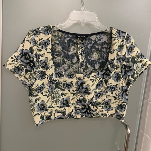 NEW En Saison Jacquard vintage fall floral green blue crop blouse - Picture 2 of 10